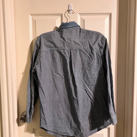 Vintage Embroidered button up - Picture 3 of 3